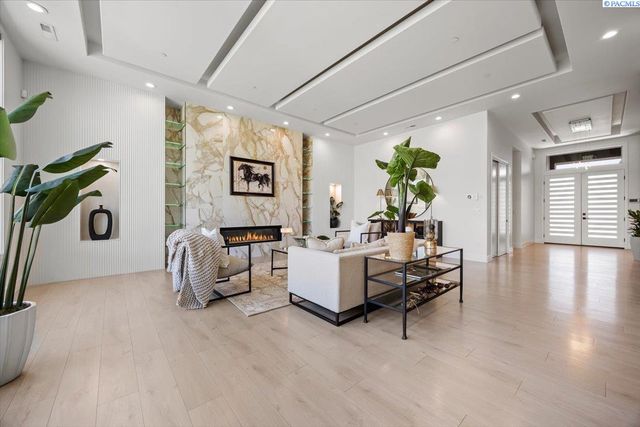 4126 Highview St, Richland, WA 99352