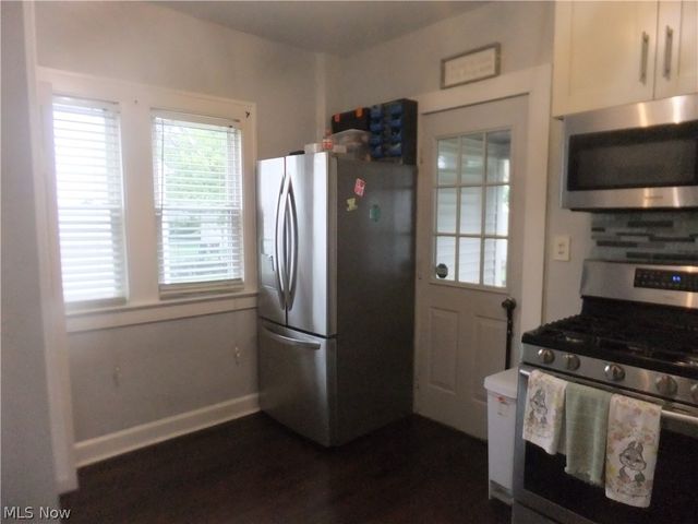 5906 Velma Avenue, Parma, OH 44129