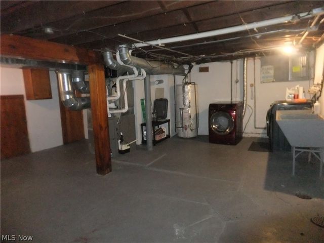 5906 Velma Avenue, Parma, OH 44129