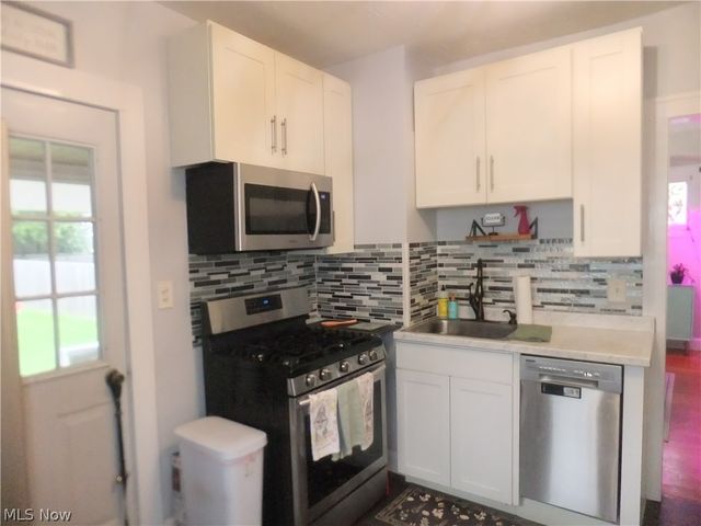 5906 Velma Avenue, Parma, OH 44129