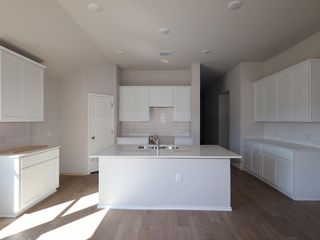 9221 Furman DR, Austin, TX 78747