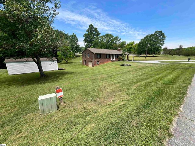 850 Forest Street, Jonesville, SC 29353