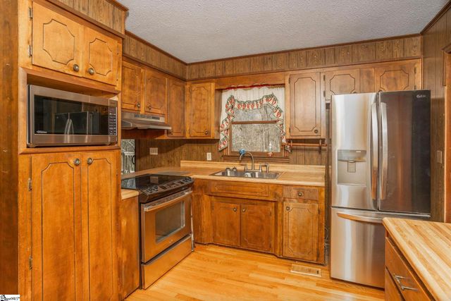 850 Forest Street, Jonesville, SC 29353