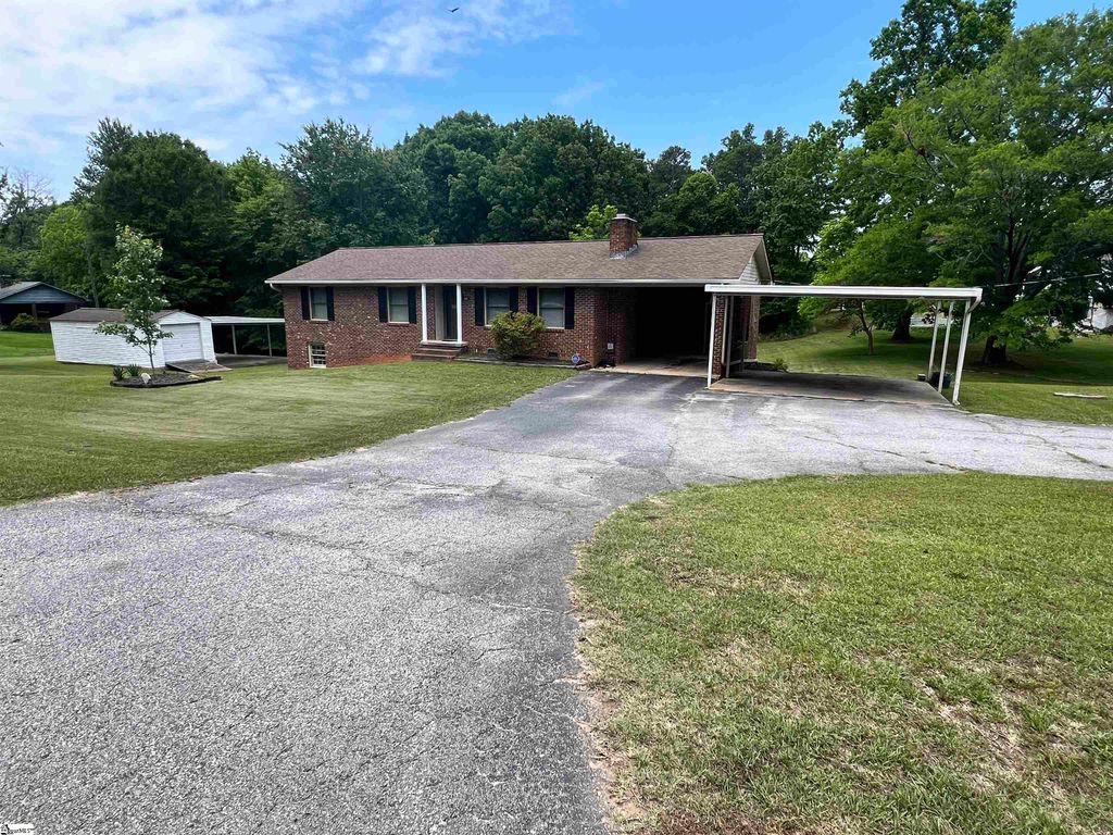850 Forest Street, Jonesville, SC 29353
