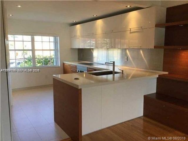 14340 SW 57th Ln 3-204, Miami, FL 33183