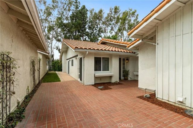 25011 Sunset West, Laguna Hills, CA 92653