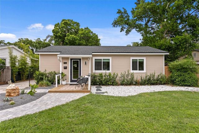 735 40TH AVENUE N, St Petersburg, FL 33703