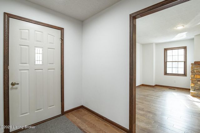 697 Saint Andrews Rd, Brandenburg, KY 40108