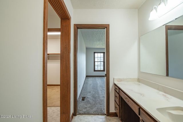 697 Saint Andrews Rd, Brandenburg, KY 40108