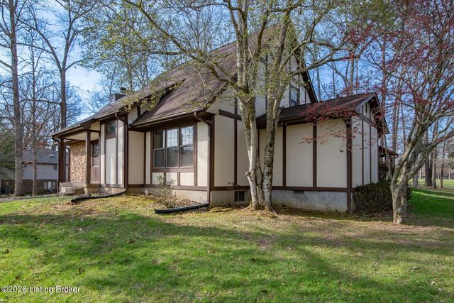 697 Saint Andrews Rd, Brandenburg, KY 40108