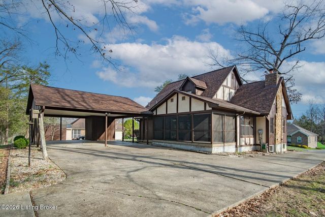 697 Saint Andrews Rd, Brandenburg, KY 40108