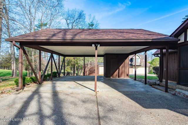 697 Saint Andrews Rd, Brandenburg, KY 40108