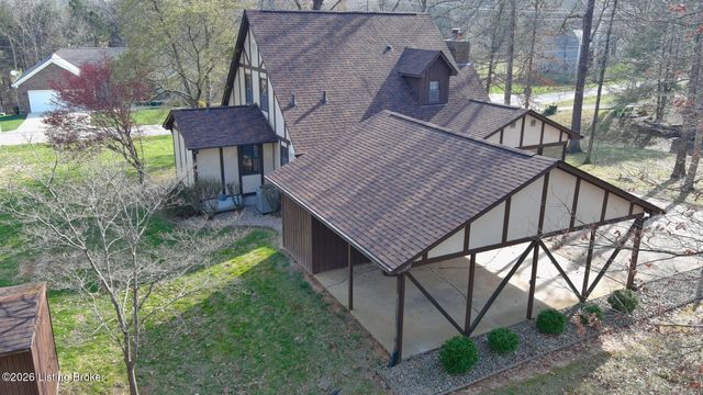 697 Saint Andrews Rd, Brandenburg, KY 40108