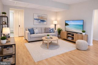 1922 N RHODES ST N #78, Arlington, VA 22201