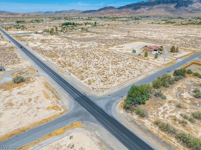2560 West Bell Vista Avenue, Pahrump, NV 89060