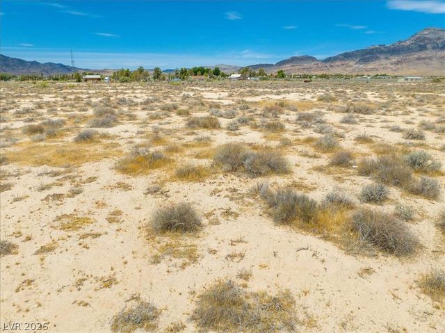 2560 West Bell Vista Avenue, Pahrump, NV 89060