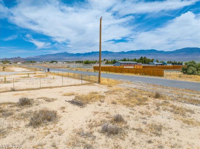 2560 West Bell Vista Avenue, Pahrump, NV 89060