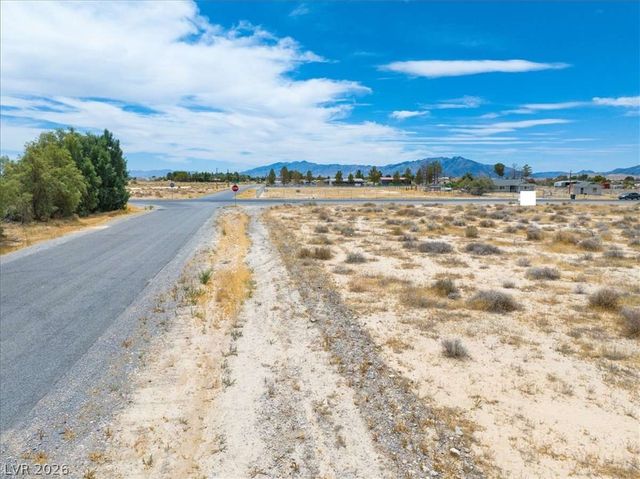 2560 West Bell Vista Avenue, Pahrump, NV 89060
