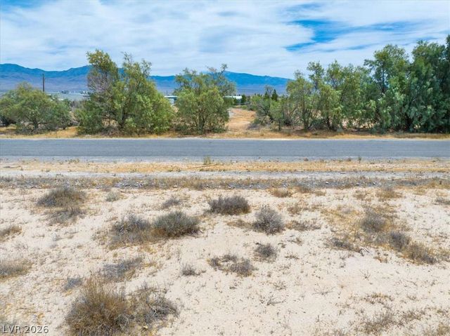 2560 West Bell Vista Avenue, Pahrump, NV 89060