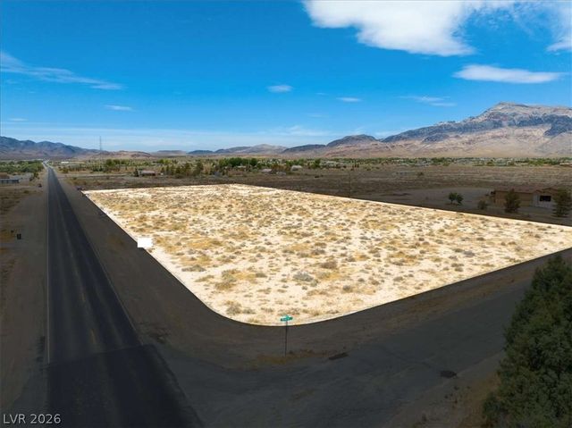 2560 West Bell Vista Avenue, Pahrump, NV 89060