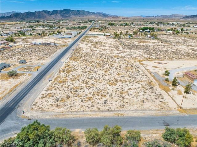 2560 West Bell Vista Avenue, Pahrump, NV 89060