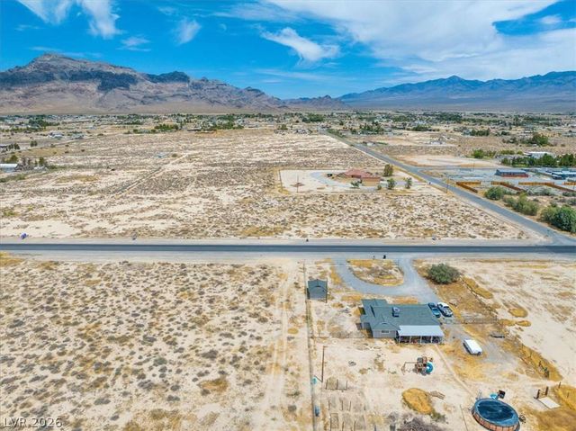 2560 West Bell Vista Avenue, Pahrump, NV 89060