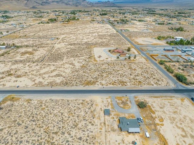 2560 West Bell Vista Avenue, Pahrump, NV 89060