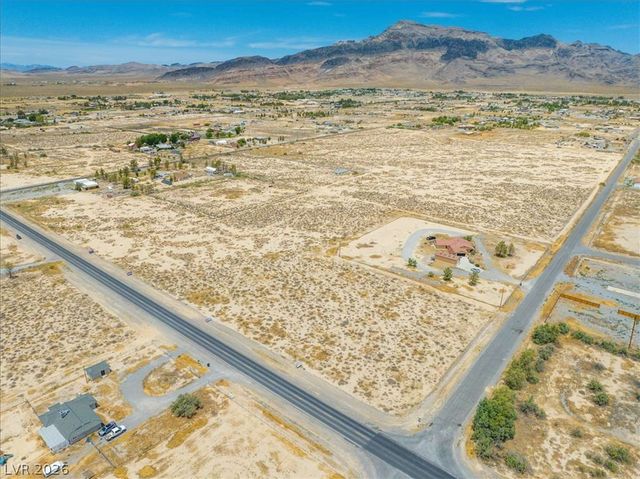 2560 West Bell Vista Avenue, Pahrump, NV 89060