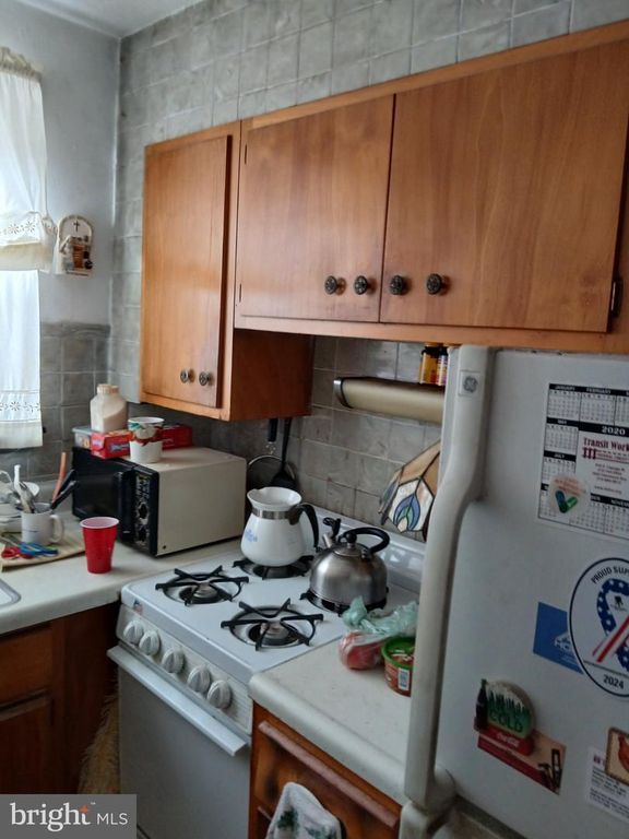 650 VAN KIRK ST, PHILADELPHIA, PA 19120 — photo 5
