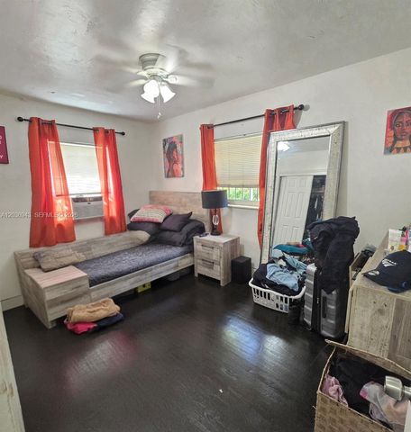 1225 NW 127th St, North Miami, FL 33167
