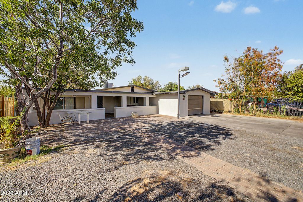 8214 E 4TH Avenue, Mesa, AZ 85208 — exterior