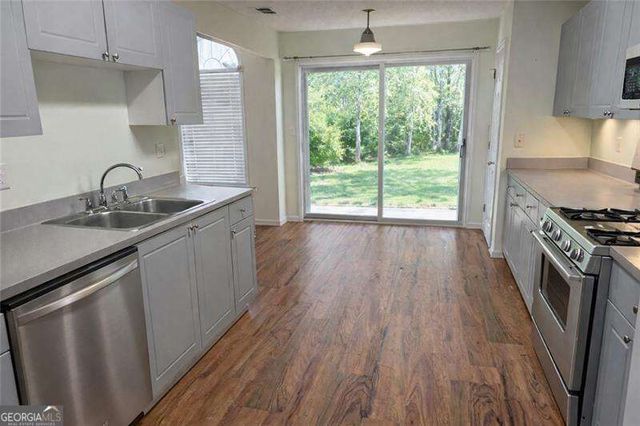 5623 Wandering Vine Lane SE, Mableton, GA 30126