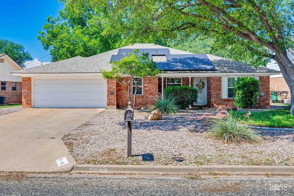 Image 1 of property listing at 3108 Oak Forest Drive, San Angelo, TX 76904