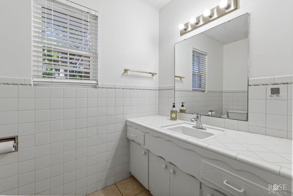 Image 25 of property listing at 3108 Oak Forest Drive, San Angelo, TX 76904