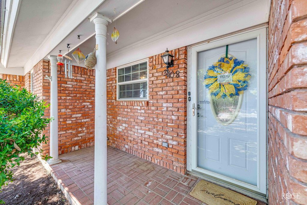 Image 7 of property listing at 3108 Oak Forest Drive, San Angelo, TX 76904