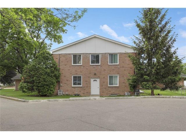 4000 Mavelle Drive 4, Edina, MN 55435