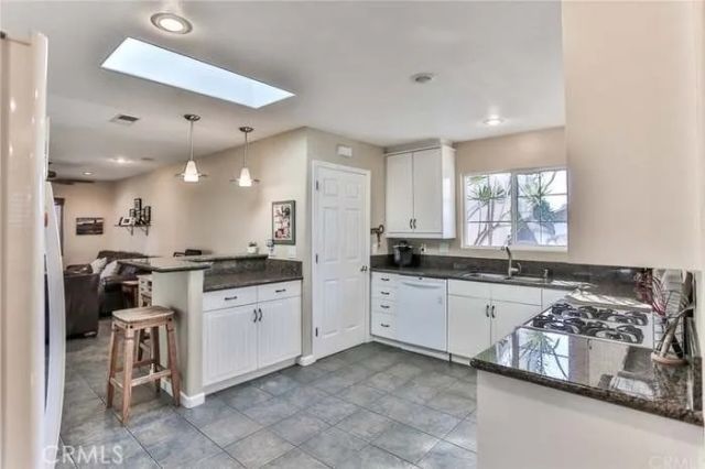 15432 Salisbury Lane, Huntington Beach, CA 92647