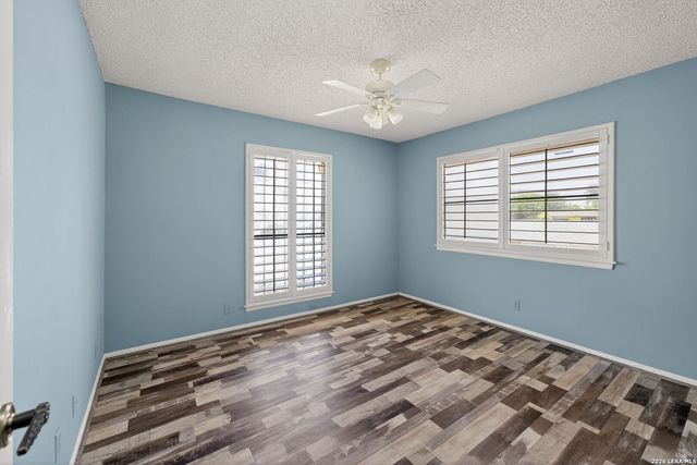 5801 Royal Club, San Antonio, TX 78239
