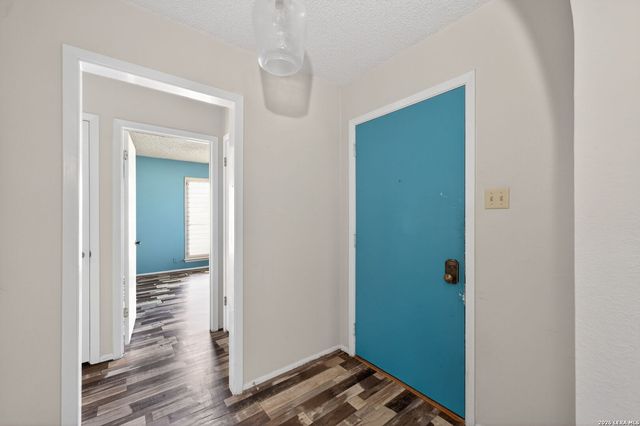 5801 Royal Club, San Antonio, TX 78239