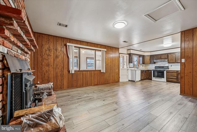 4717 TOPPING RD, Rockville, MD 20852