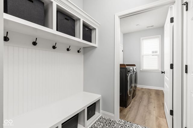 7227 Bailow Court, Mccordsville, IN 46055