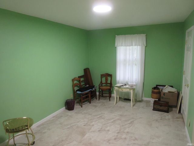 519 Valley View Lane, Lafayette, IN 47905