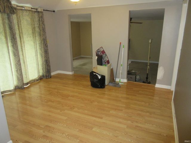 519 Valley View Lane, Lafayette, IN 47905