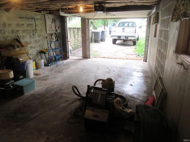 519 Valley View Lane, Lafayette, IN 47905