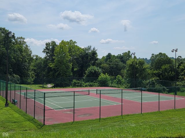 2200 Norwich Place, Martinsville, IN 46151