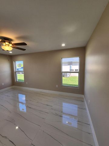 956 SE 39th Terrace, Okeechobee, FL 34974