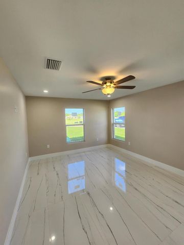 956 SE 39th Terrace, Okeechobee, FL 34974