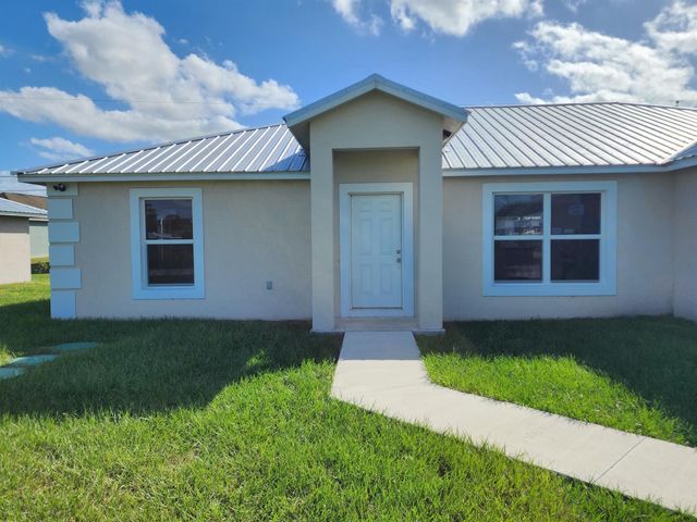 956 SE 39th Terrace, Okeechobee, FL 34974