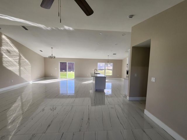 956 SE 39th Terrace, Okeechobee, FL 34974