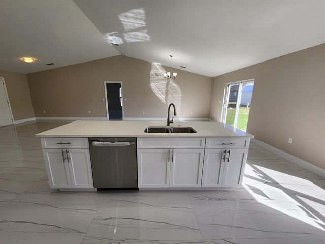 956 SE 39th Terrace, Okeechobee, FL 34974